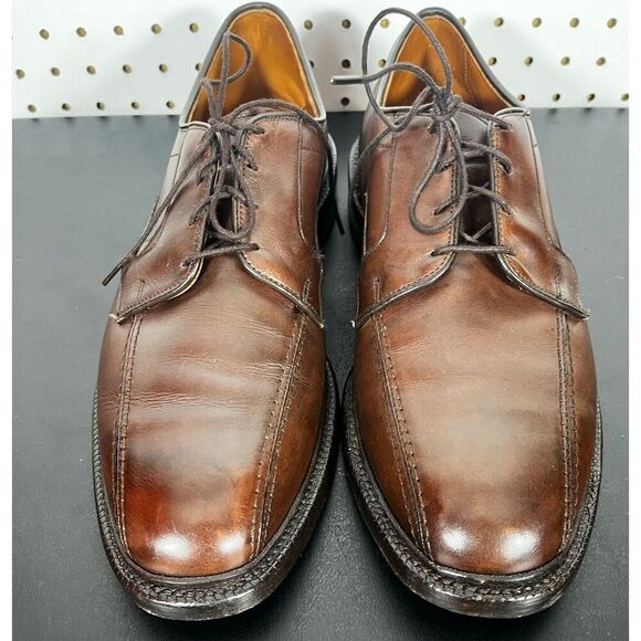 Allen Edmonds Hillcrest Leather Blucher Bicycle Toe Dress Shoe size 10 main image 10